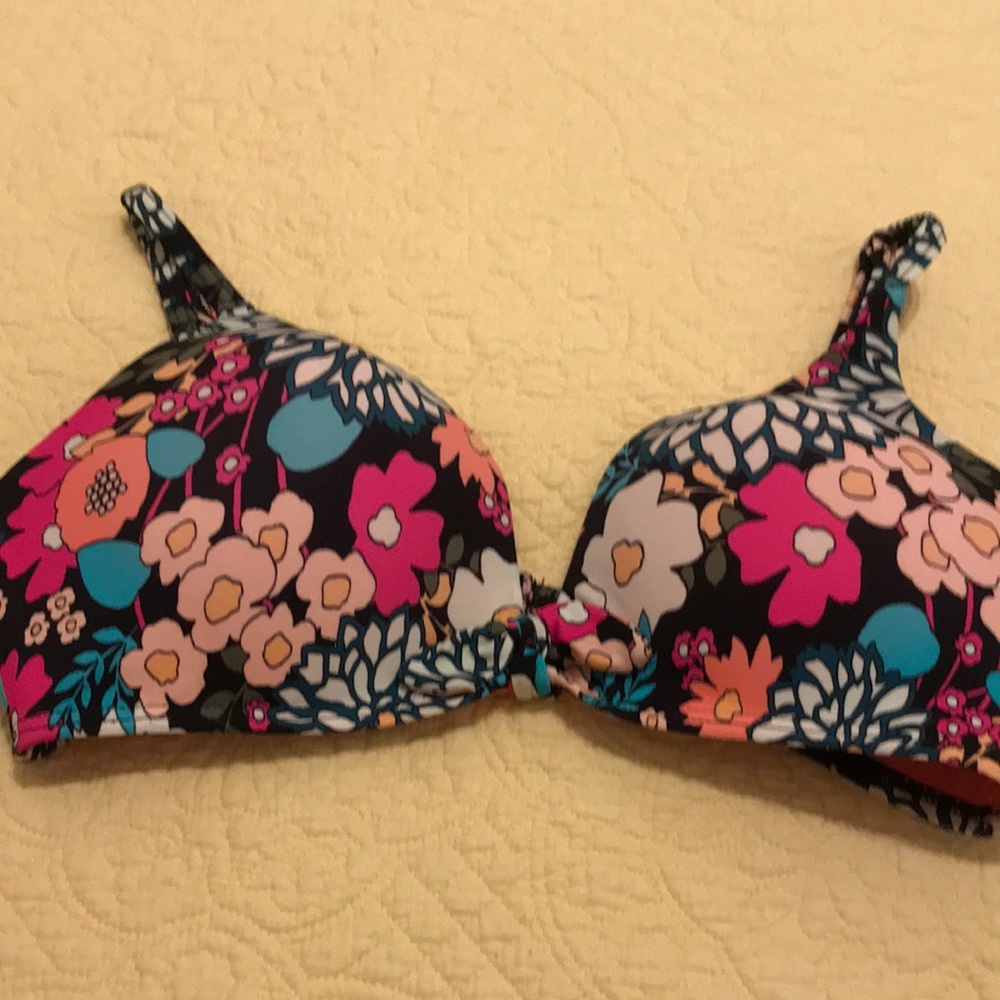 Bikini top